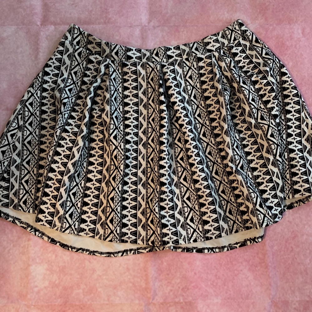 Black and White Print Skater Skirt